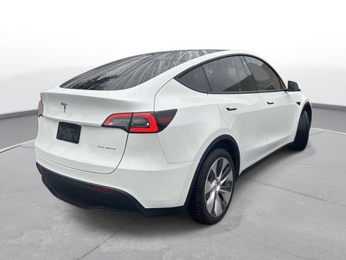 Used 2023 Tesla Model Y Long Range AWD/4WD image 6