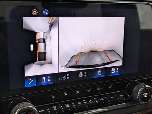 Used 2024 Chevrolet Colorado Z71 w/ Z71 Convenience Package 2 image 22