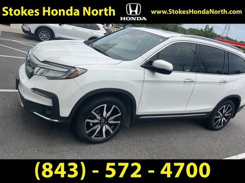 Used 2022 Honda Pilot Touring image 4