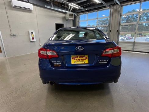 Used 2015 Subaru Legacy 2.5i Limited AWD/4WD image 4