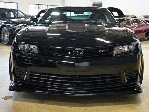 Used 2015 Chevrolet Camaro Z/28 RWD image 21