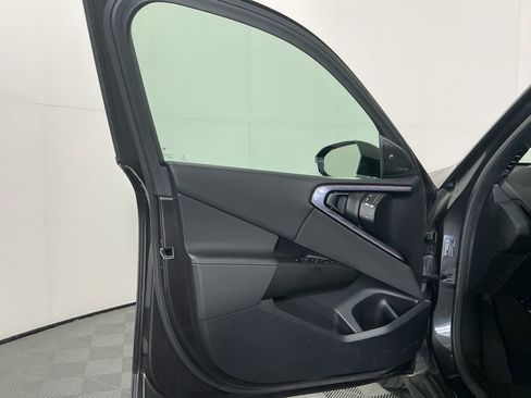 Certified 2025 BMW X3 xDrive30 w/ Premium Package AWD/4WD image 18