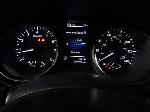 Used 2017 Nissan Rogue SV image 24