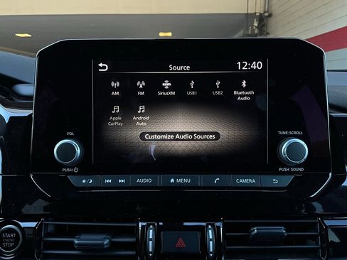 Used 2024 Nissan Pathfinder SV image 31