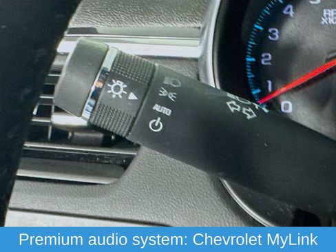 Used 2018 Chevrolet Impala LT image 13