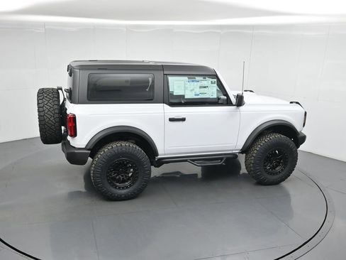 New 2025 Ford Bronco Base image 36