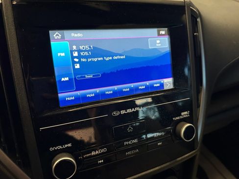 Used 2019 Subaru Impreza 2.0i AWD/4WD image 12
