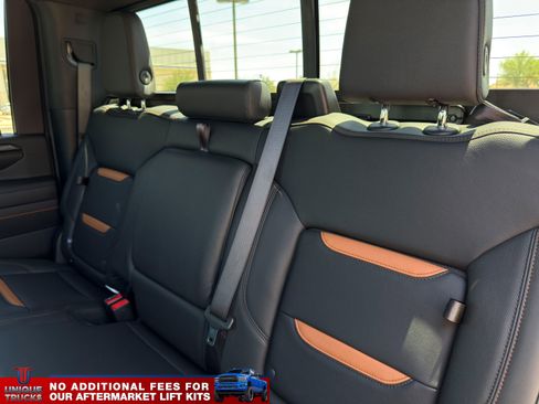Used 2025 GMC Sierra 3500 AT4 w/ AT4 Premium Plus Package AWD/4WD image 25
