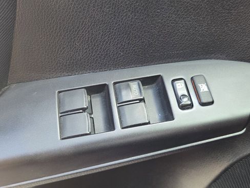 Used 2017 Toyota RAV4 LE image 13