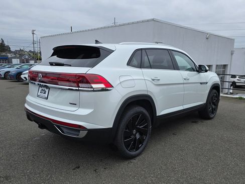 New 2026 Volkswagen Atlas Cross Sport SE AWD/4WD image 3