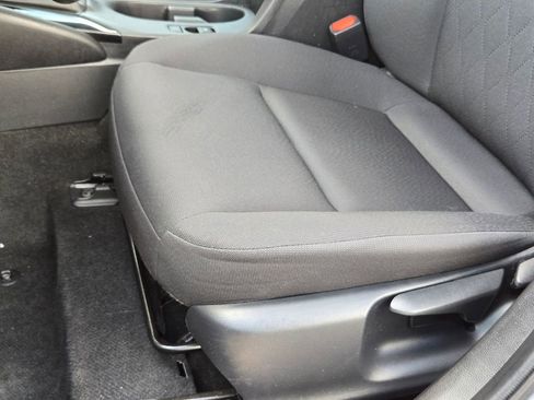 Used 2024 Toyota Corolla LE FWD image 13