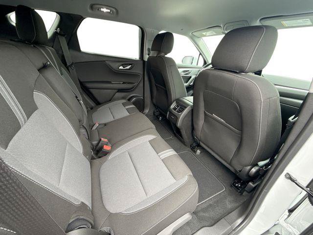 New 2026 Chevrolet Blazer LT w/ Convenience Package FWD image 27
