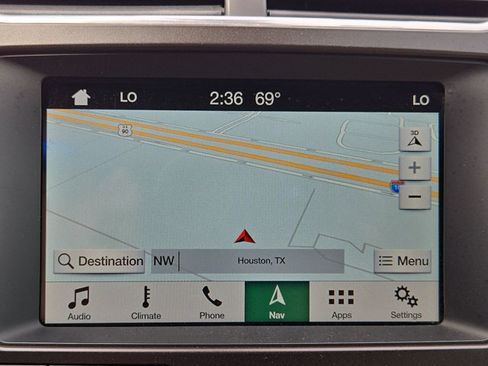 Used 2017 Ford Explorer Limited w/ Equipment Group 301A FWD image 13