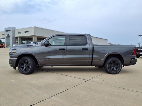 Used 2025 RAM 1500 Big Horn AWD/4WD image 33