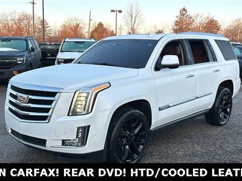Used 2017 Cadillac Escalade Premium Luxury image 35