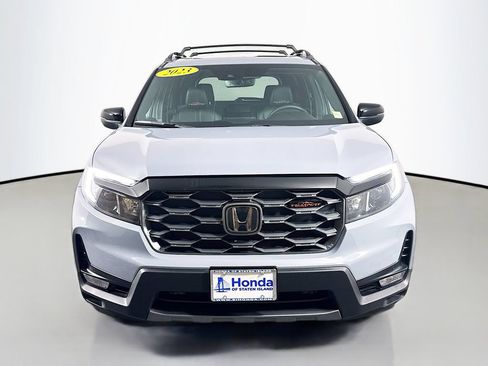 Certified 2023 Honda Passport TrailSport image 2