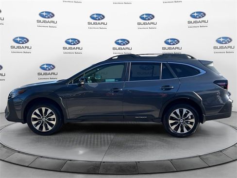 Used 2025 Subaru Outback Limited image 7