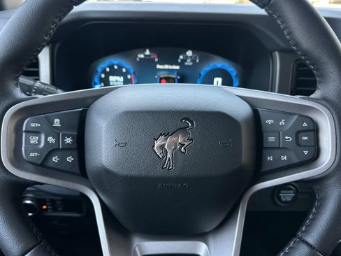 New 2026 Ford Bronco Badlands AWD/4WD image 23