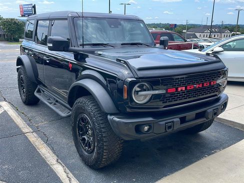 Used 2023 Ford Bronco Wildtrak AWD/4WD image 3