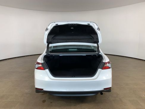 Used 2024 Toyota Camry LE image 12