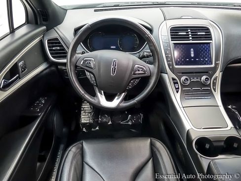 Used 2017 Lincoln MKX Premiere FWD image 12