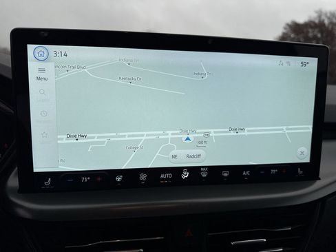 New 2026 Ford Escape SE FWD image 18