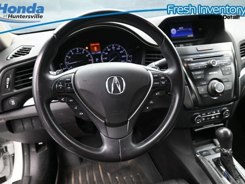 Used 2014 Acura ILX w/ Premium Package FWD image 19