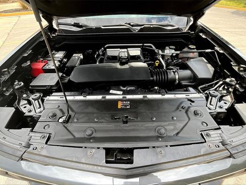 Used 2024 Chevrolet Colorado LT w/ LT Convenience Package II image 10