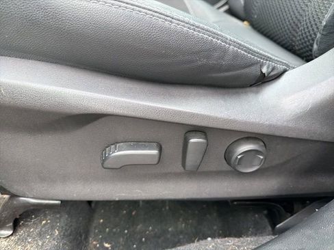 Used 2020 Subaru Forester Premium image 21