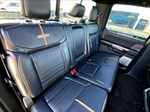 Used 2024 Ford F250 Platinum image 17