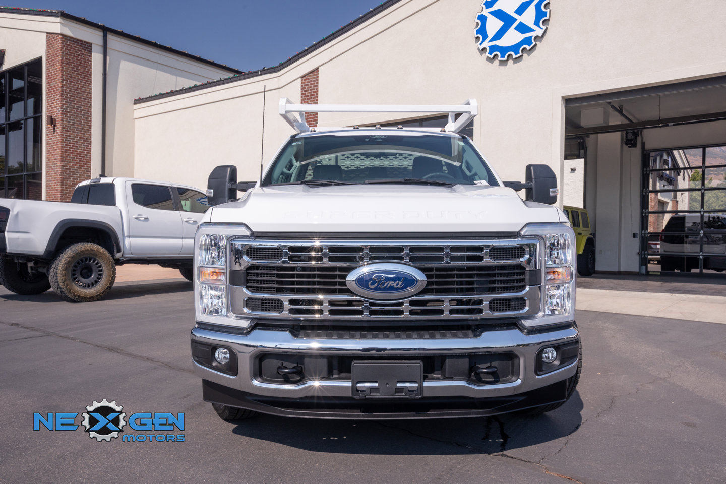 Used 2024 Ford F350 XL w/ XL Chrome Package RWD image 3