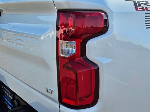 Certified 2021 Chevrolet Silverado 1500 LT Trail Boss AWD/4WD image 12