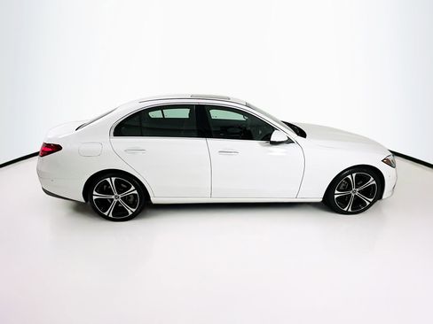 Used 2023 Mercedes-Benz C 300 Sedan image 9