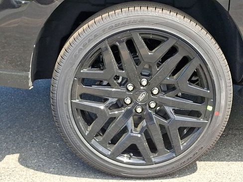 New 2026 Ford Expedition Max Platinum AWD/4WD image 5