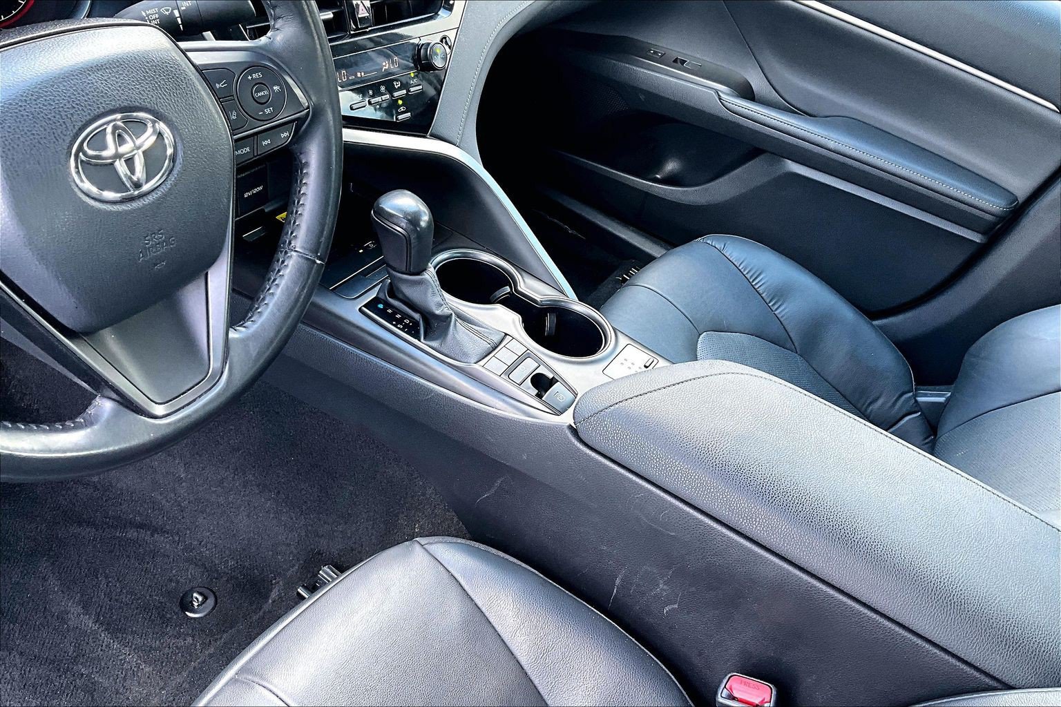 Used 2024 Toyota Camry XSE FWD image 20
