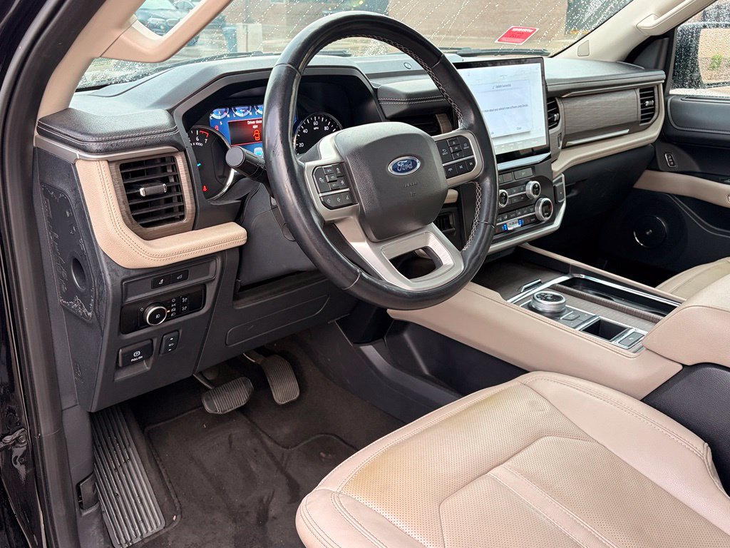 Used 2024 Ford Expedition Limited RWD image 12