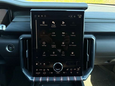 Used 2024 GMC Acadia AT4 w/ Luxury Package image 36