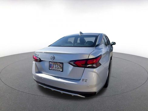 Used 2025 Nissan Versa SV FWD image 15