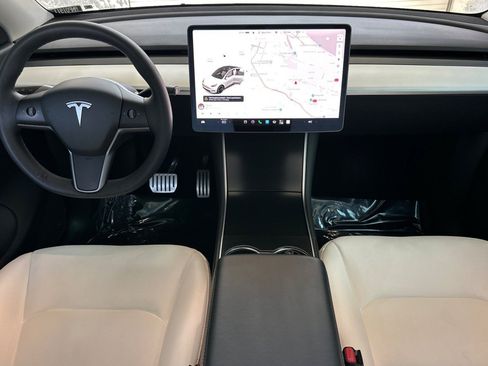 Used 2021 Tesla Model Y Performance AWD/4WD image 6