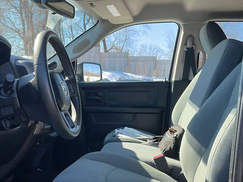 Used 2014 RAM 1500 Express image 10