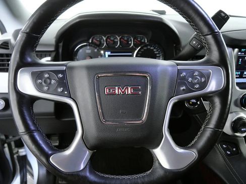 Used 2017 GMC Yukon XL SLT AWD/4WD image 28