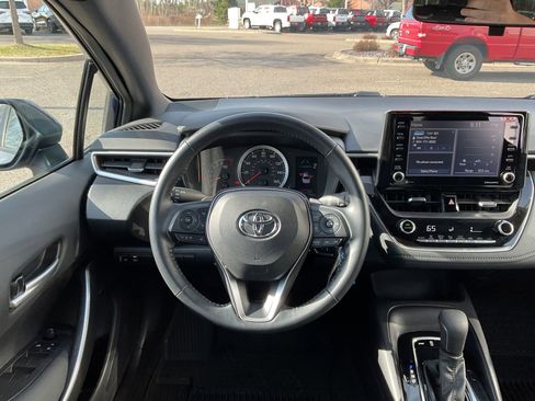 Used 2022 Toyota Corolla SE FWD image 12