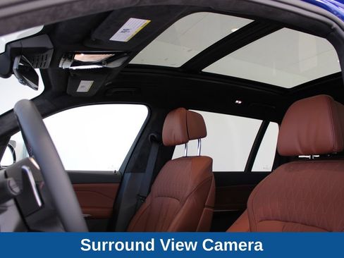 Used 2025 BMW X7 M60i AWD/4WD image 17