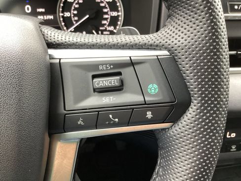 Used 2022 Mitsubishi Outlander SE image 20