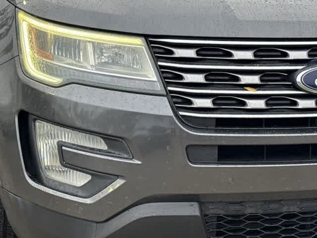 Used 2016 Ford Explorer Limited FWD image 10