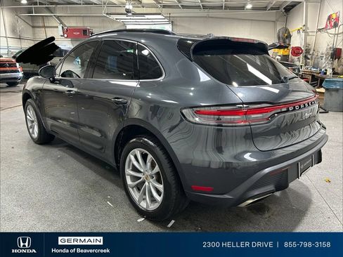 Used 2022 Porsche Macan AWD/4WD image 6