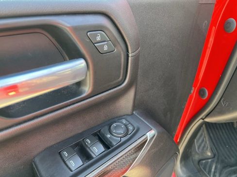 Used 2021 Chevrolet Silverado 1500 LT AWD/4WD image 24