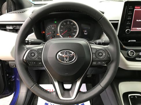 Used 2020 Toyota Corolla SE w/ SE Premium Package image 16