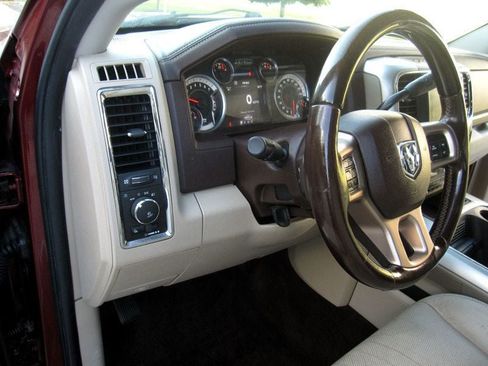 Used 2016 RAM 2500 Laramie w/ Convenience Group AWD/4WD image 22