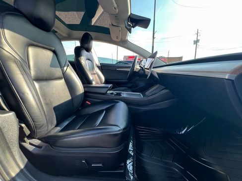 Used 2021 Tesla Model 3 Standard Range Plus image 21
